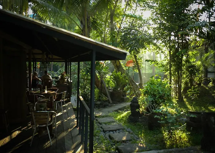 Taman Nauli Boutique فندق